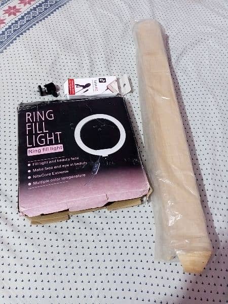 Ring light 0