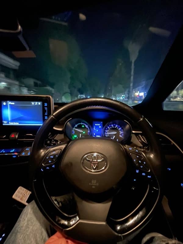 Toyota C-HR 2018 6