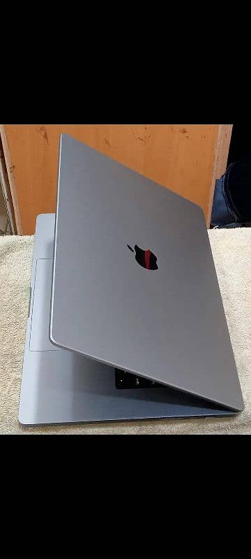 MacBook M2 Pro 2023 16GB 512GB 16" Display MNW83LL/A With Box 11