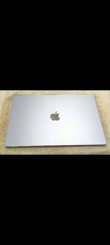 MacBook M2 Pro 2023 16GB 512GB 16" Display MNW83LL/A With Box 13