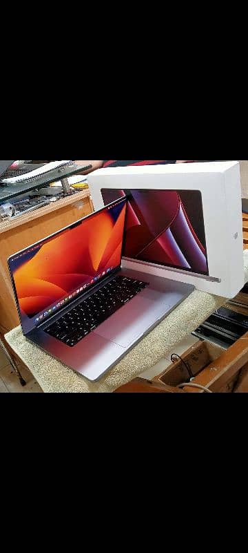 MacBook M2 Pro 2023 16GB 512GB 16" Display MNW83LL/A With Box 14