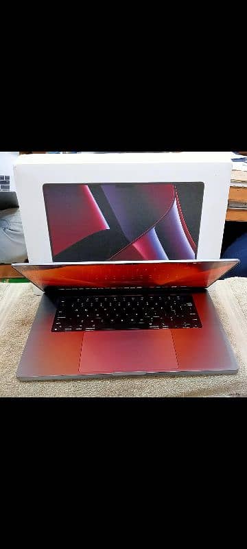 MacBook M2 Pro 2023 16GB 512GB 16" Display MNW83LL/A With Box 15