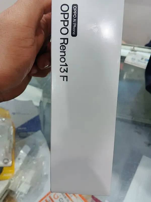 OPPO Reno f13 12/256 1