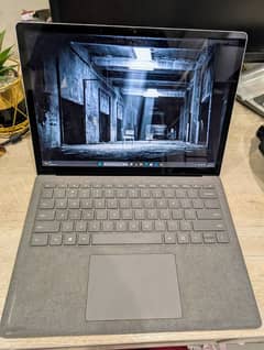 Microsoft surface laptop 4 /13.5 inch / i5 - 1145G7 / 8GB / 512GB