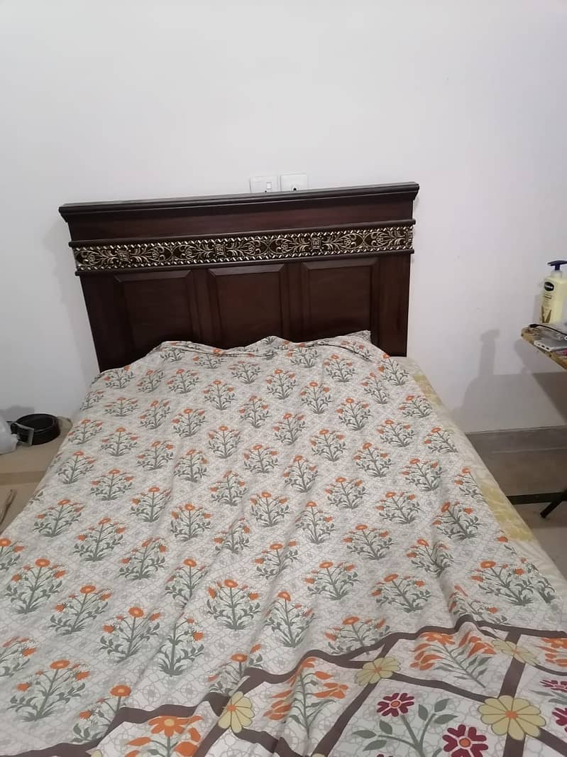 Single Bed 0