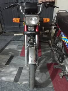 Honda cd 70