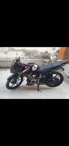 yamha 125 2017 model bio Martic available hai conditions all OK