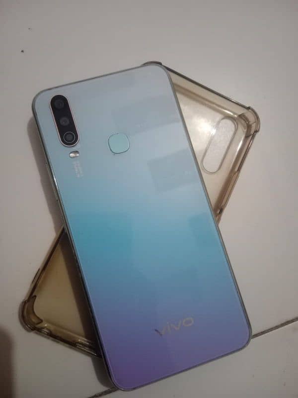 Vivo Y 17 8/256 1