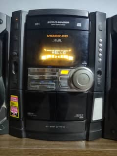 Panasonic CD player 2500 watts