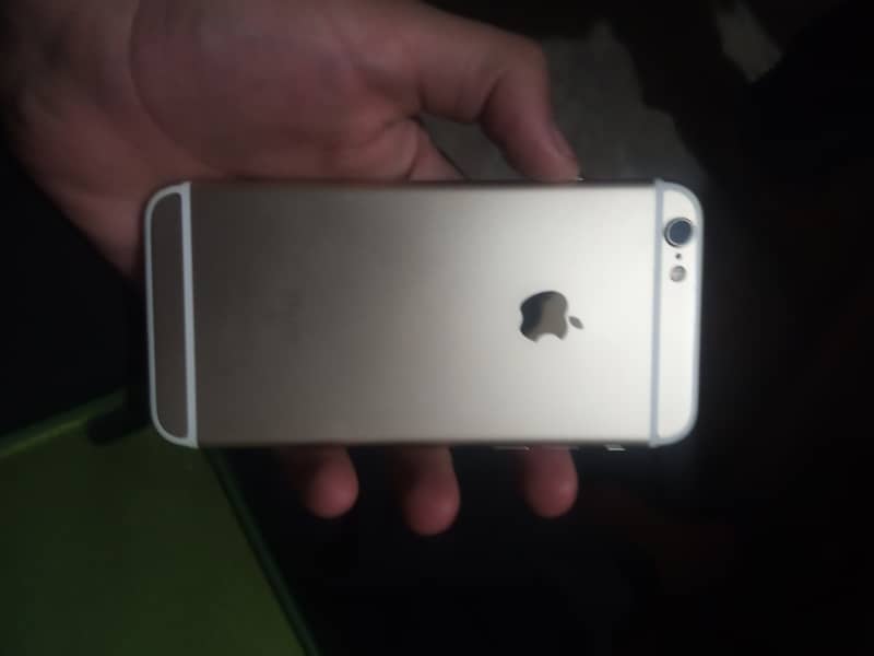 Apple iPhone 6S 3