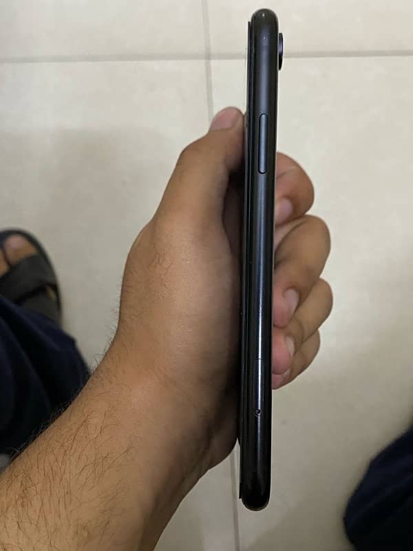 IPhone XR non pta 1