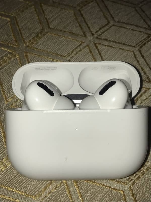 airpods pro 1