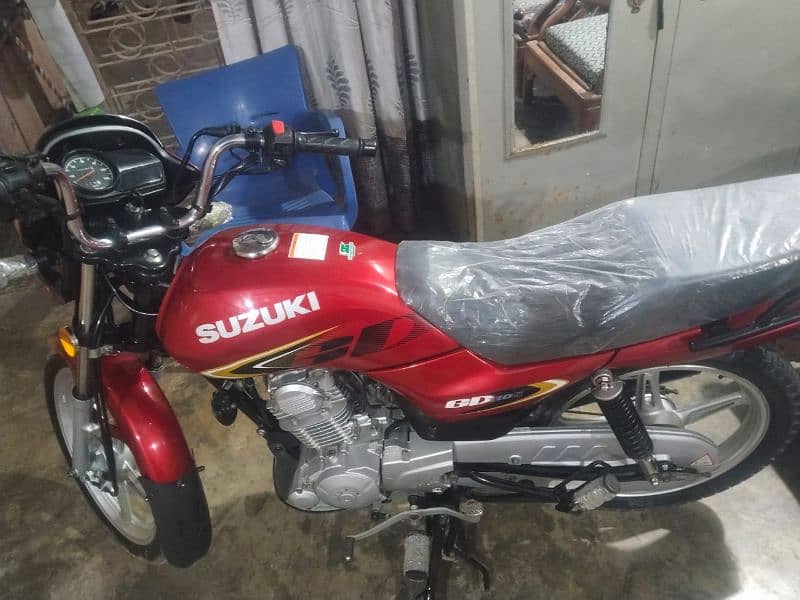 Suzuki 110 2024/5 month only 80kms driven brand new condition 2