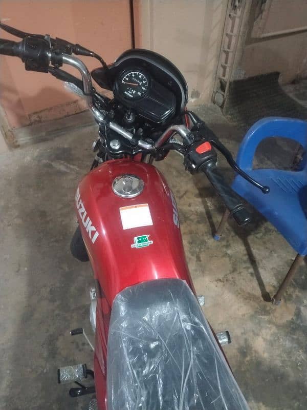 Suzuki 110 2024/5 month only 80kms driven brand new condition 4