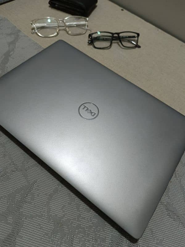 Dell Latitude 5411 | core i7 | g10 | 32gb ram | 512 gb ssd 1