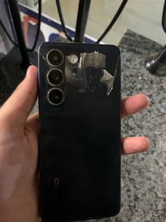 vivo y100