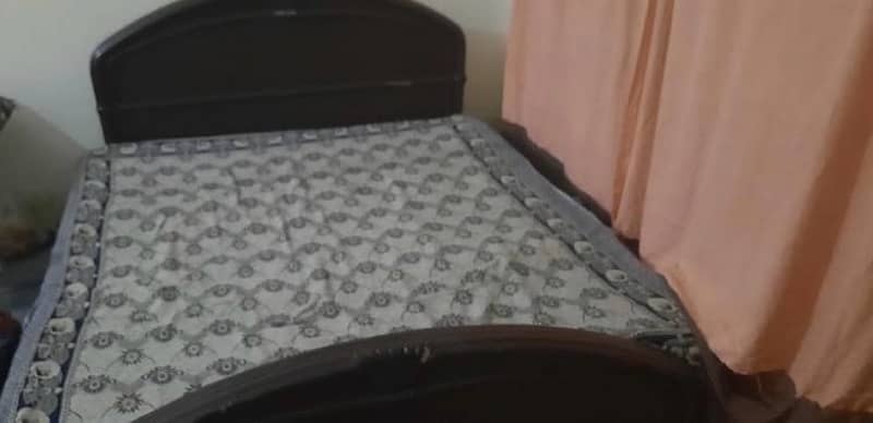 WOODEN BED For Sale 0