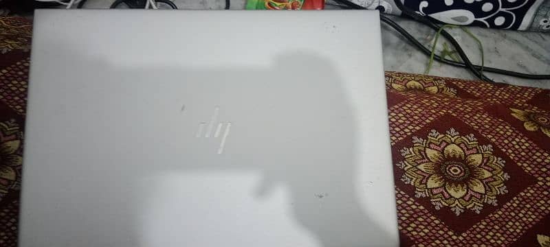 HP elite book 840 g5 0