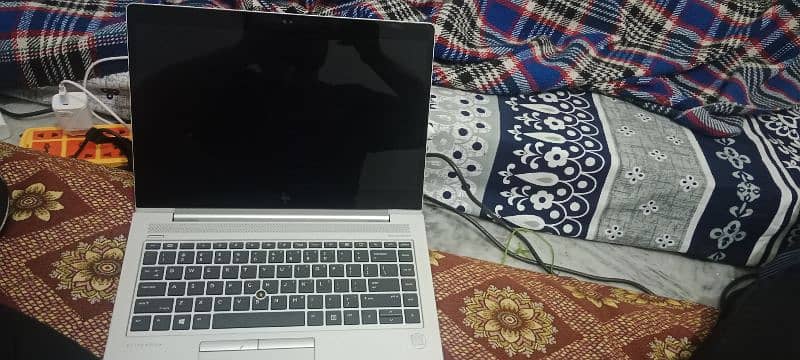 HP elite book 840 g5 1