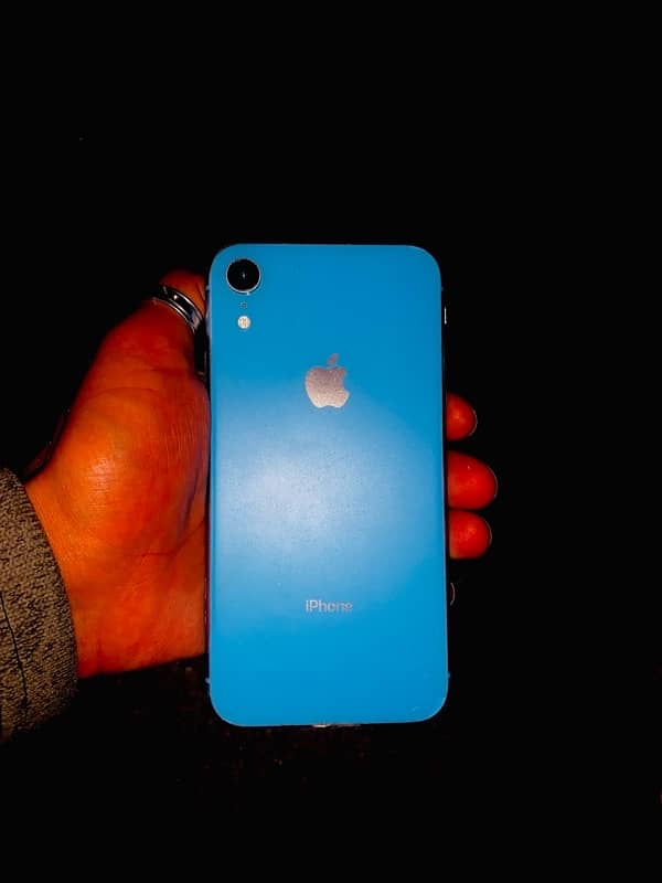 iphone XR 3