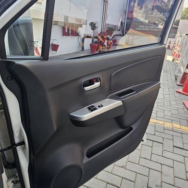 Suzuki Wagon R 2023 8