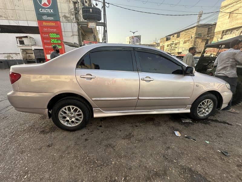 Toyota Corolla se saloon 1.6 5