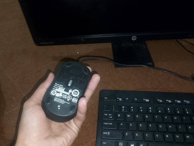 Fujitsu  USB   Mouse is ideal  for office, home 4