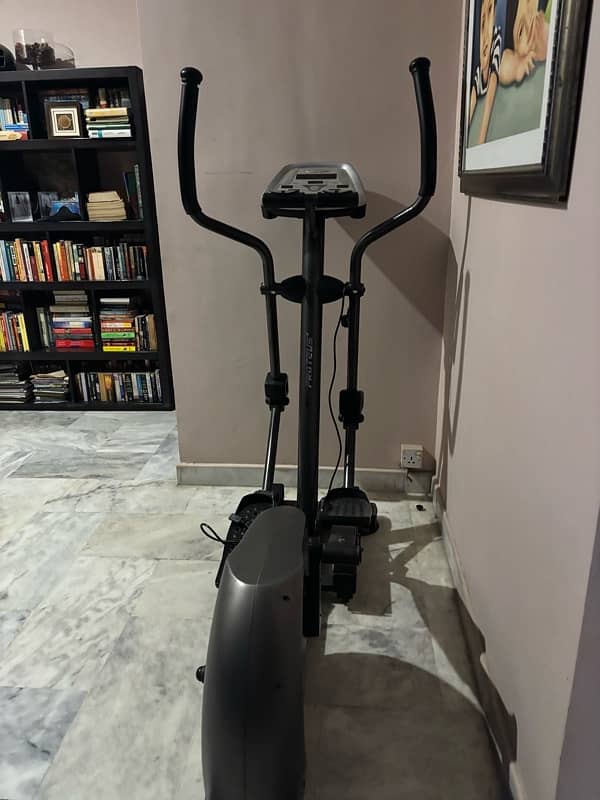 proteus Elliptical 1