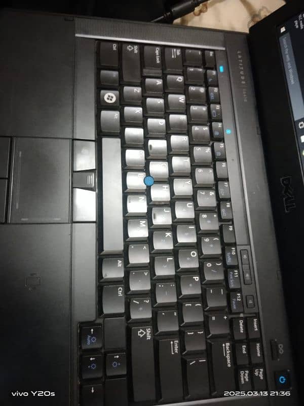 DELL cor i5 6+4 250GB 2