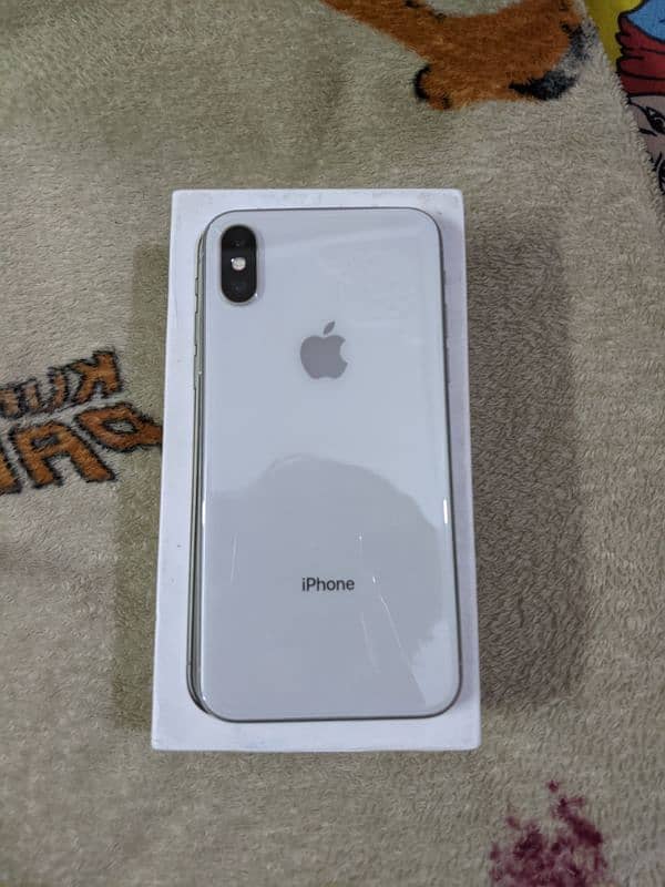 IPHONE X 6