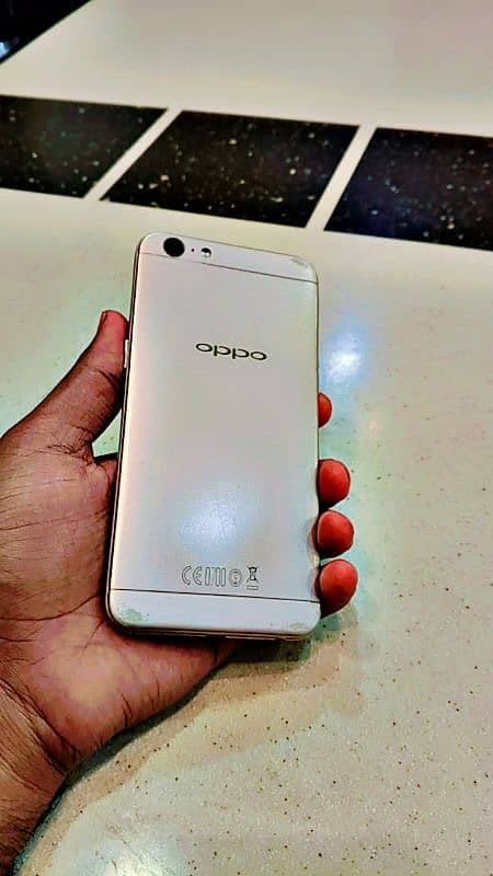 oppo A57 0