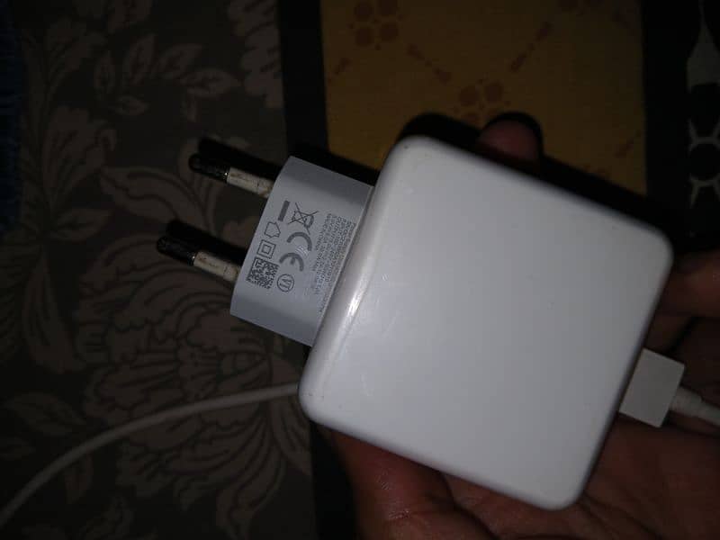 Oppo orginal box pulled charger with cable 4
