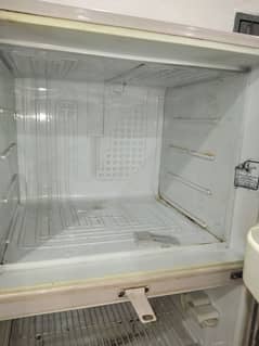 Dawlance fridge for sale