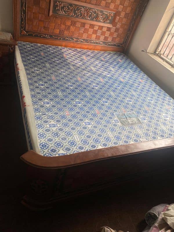 king size mattress 0