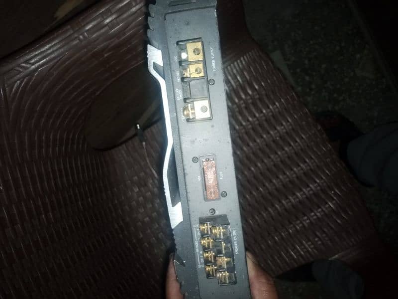 alphine amplifier v12 4r channel orignal 2