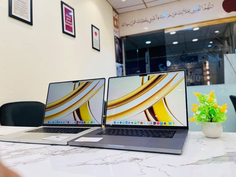 Macbook Pro,Air M1 M2 M3 M4 13 14 15 16 inch 16,32Gb Ram256,512,1Tbssd 3