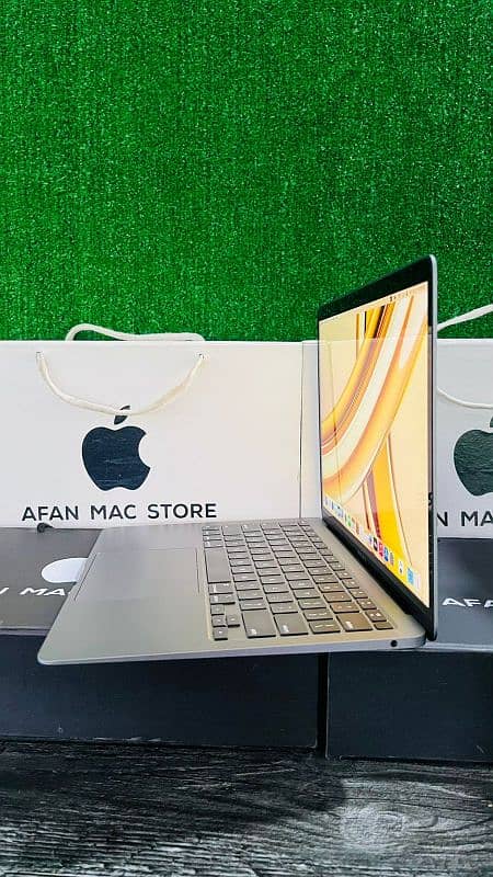 Macbook Pro,Air M1 M2 M3 M4 13 14 15 16 inch 16,32Gb Ram256,512,1Tbssd 11