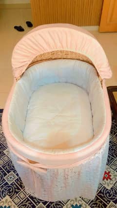 Baby cot/crib