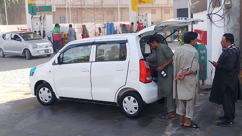 Suzuki Wagon R 2017 13