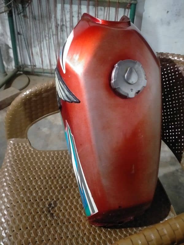 Honda Flue tank for sale, watts app number# 0344.1407625 9