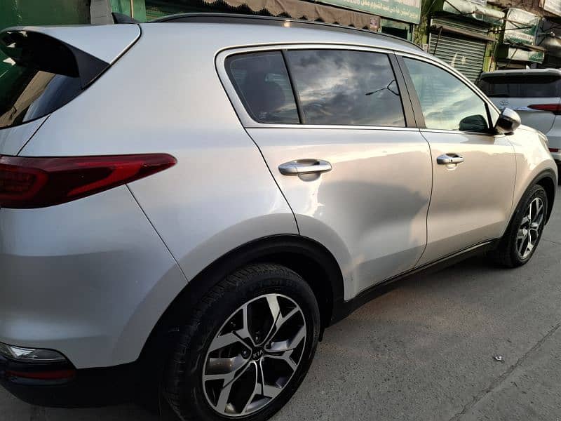 KIA Sportage 2021 FWD 6