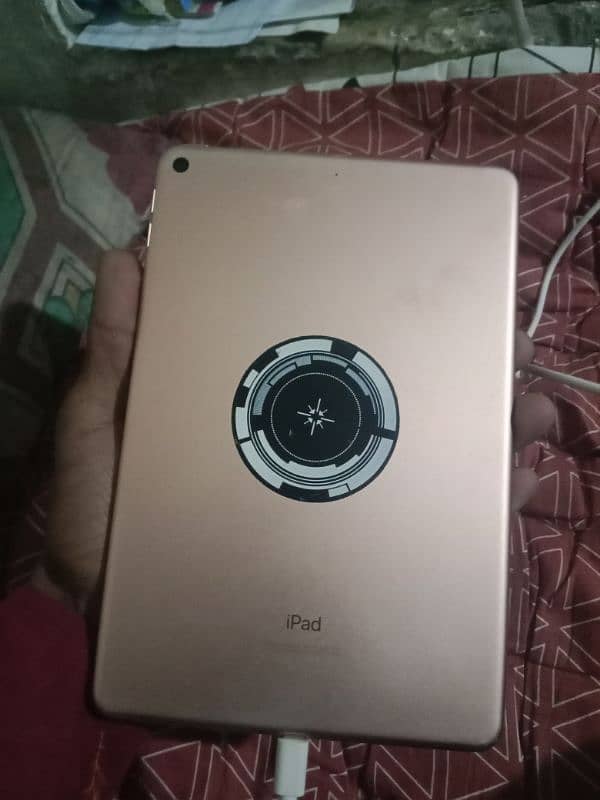 ipad mini 5 with box 2