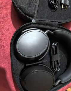 Sennheiser Momentum 4 new