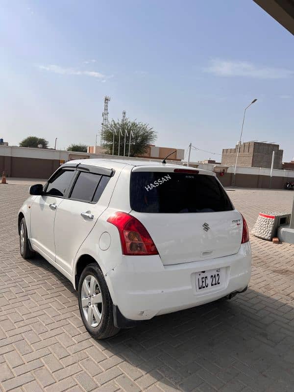 Suzuki Swift 2012 1