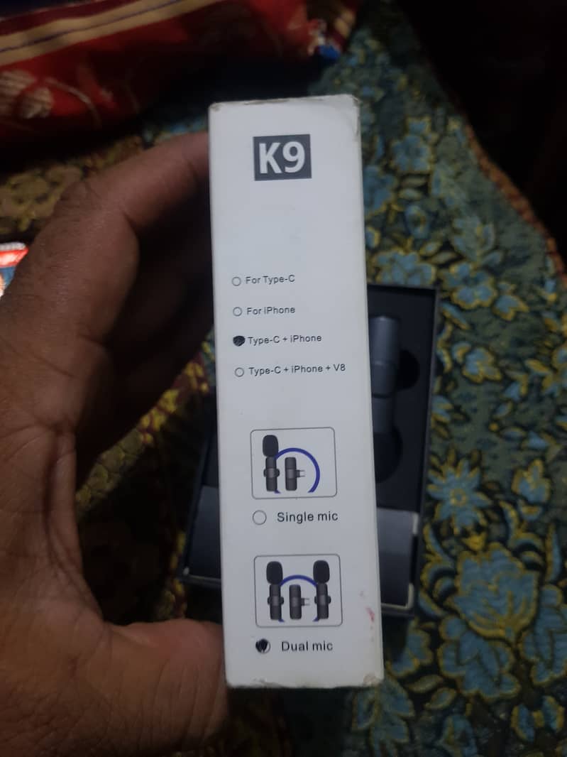 Almost Brand New Selling a BOYA copy microphone, used for just one mo 4
