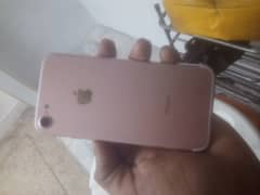 iphone7 128gb non pta all ok just front cam off