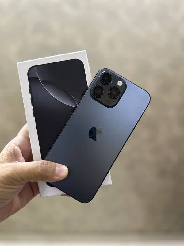 IPhone 16 Pro Max Master replicca 2
