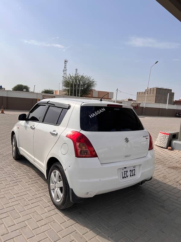 Suzuki Swift DLX 2012 0