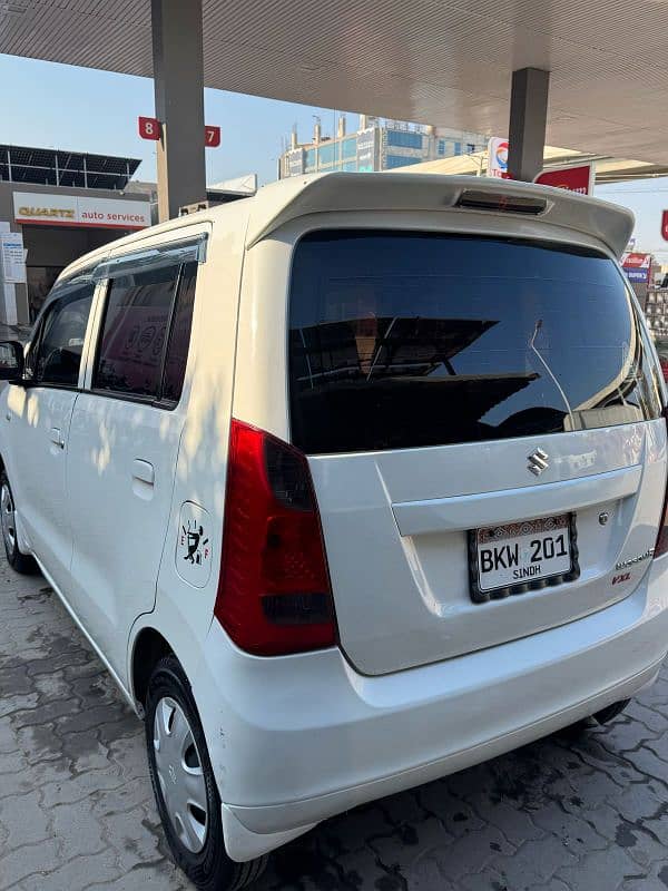 Suzuki Wagon R 2017 4