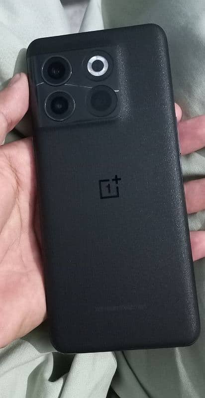 OnePlus 10t 5g 1